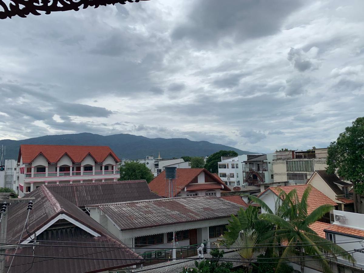 You&Me Hostel Chiang Mai Dış mekan fotoğraf
